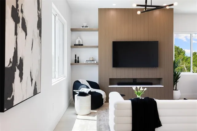 $4,200 | 10350 2nd Way North, St. Petersburg, FL 33716