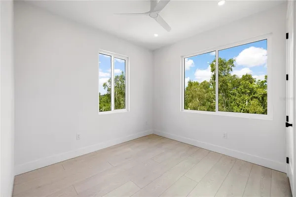 $4,200 | 10350 2nd Way North, St. Petersburg, FL 33716