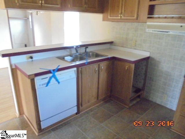 4632 Bramlett Church Road Gray Court, SC 29645 - Photo 4 of 12 Gallery Image 4