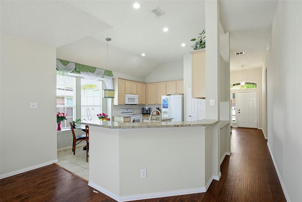 727 Hollow Ridge Drive Allen, TX 75002 - Photo 14 of 26