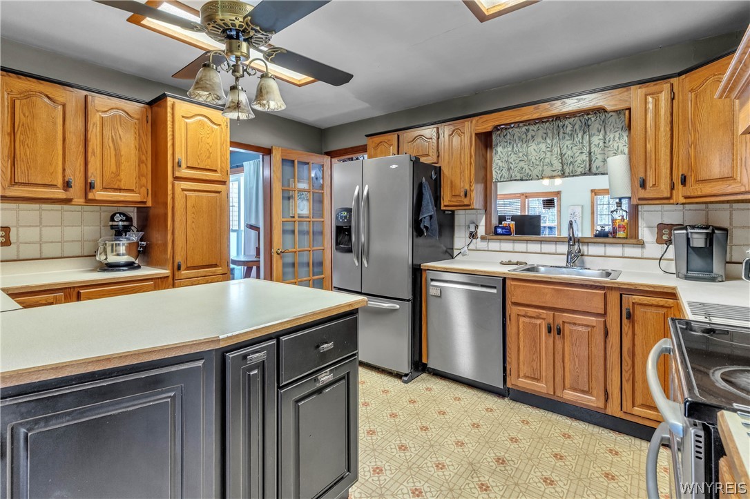 5458 Murphy Road Lockport Town, NY 14094 - Photo 5 of 43