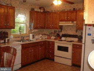 72 Buchland Road Ephrata, PA 17522 - Photo 5 of 6 Gallery Image 5