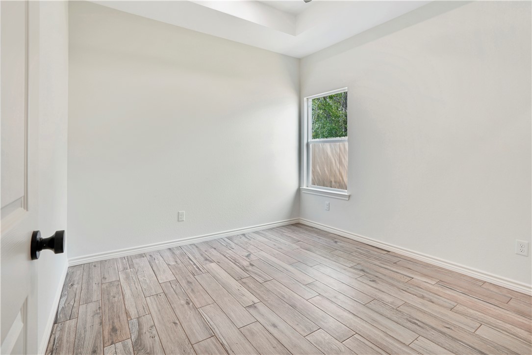 402 South Brazos Avenue Bryan, TX 77803 - Photo 11 of 19