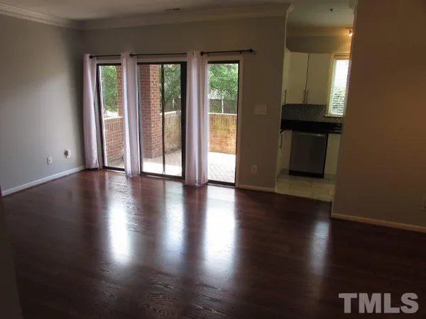 $1,695 | 1001 Brighthurst Drive, Unit 101, Raleigh, NC 27605