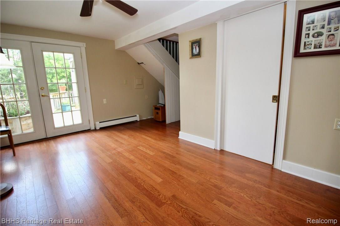 12620 South Bancroft Road Morrice, MI 48857 - Photo 32 of 41 Living room/ dining room 2