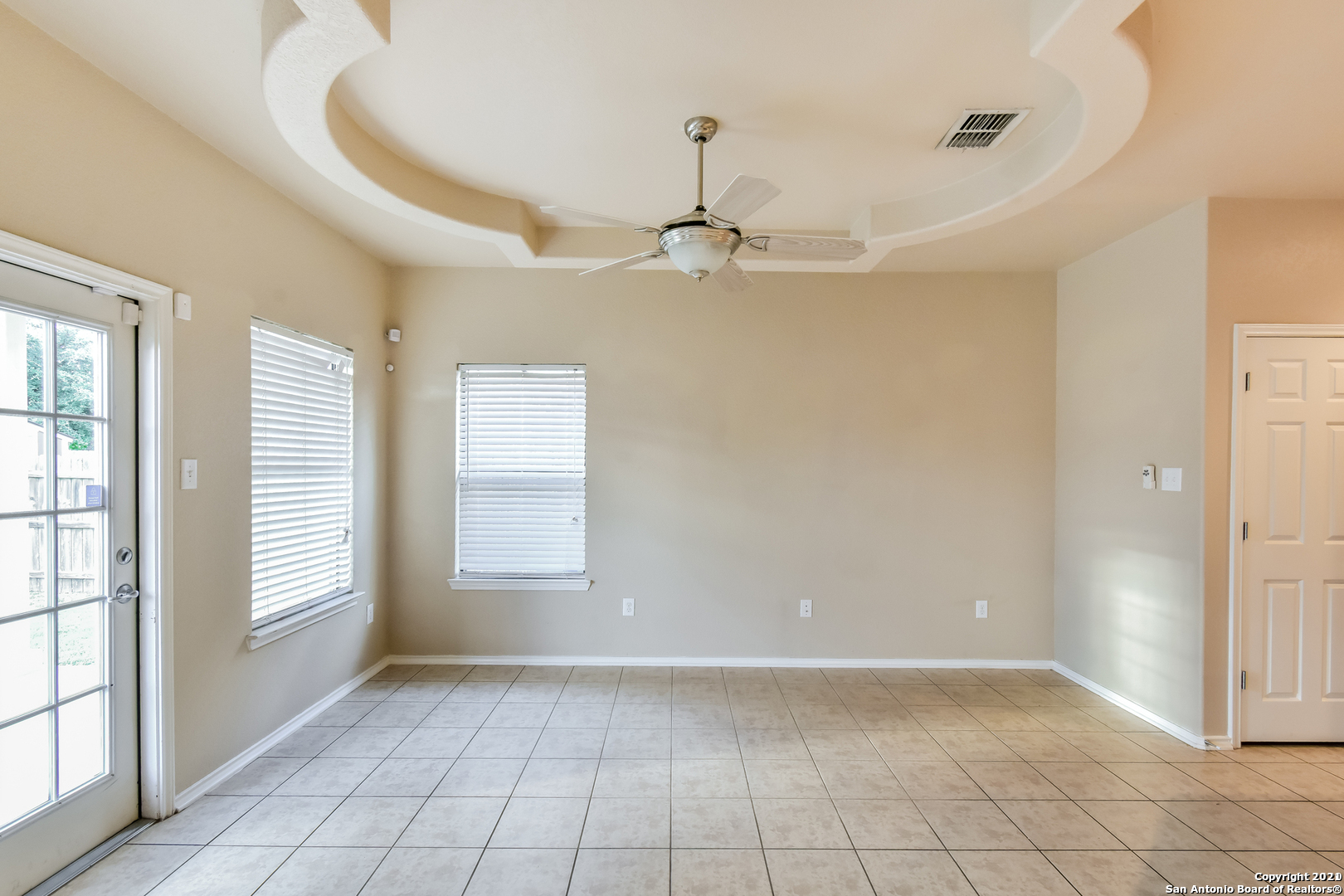 3855 Bogie Way Converse, TX 78109 - Photo 9 of 18 Gallery Image 9