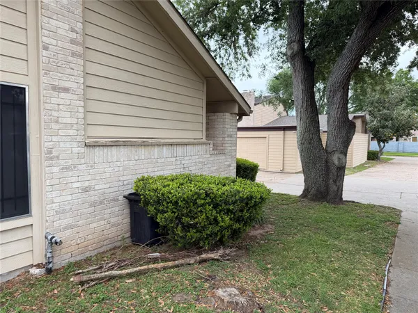 $1,500 | 10362 Cook Road, Houston, TX 77099