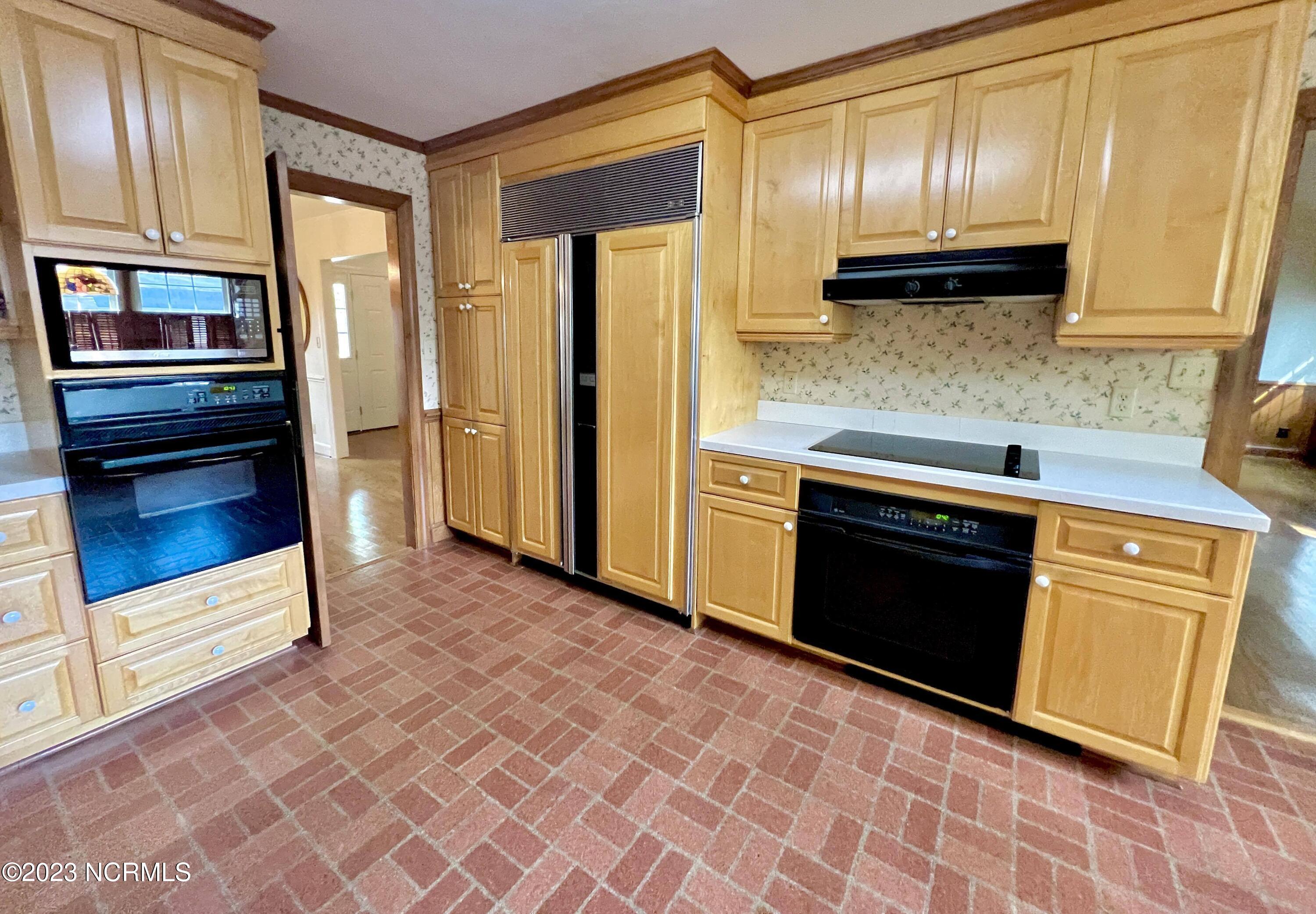 1905 Stanton Road Kinston, NC 28504 - Photo 20 of 86 387331805_695602142471042_69471490561113