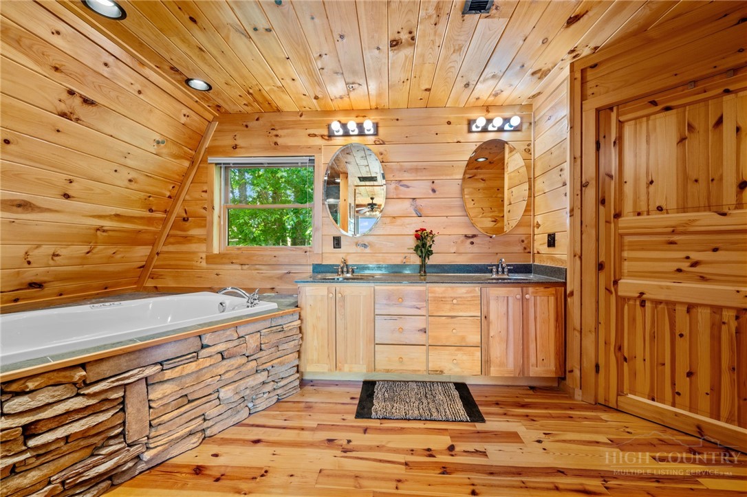 310 Locust Point Drive Boone, NC 28607 - Photo 24 of 33