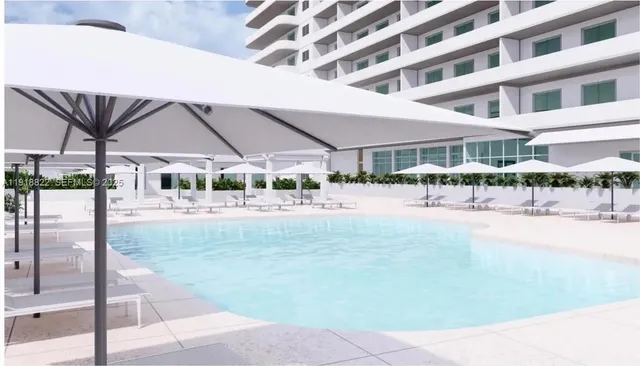 $750,000 | 5555 Collins Avenue, Unit 12N, Miami Beach, FL 33140