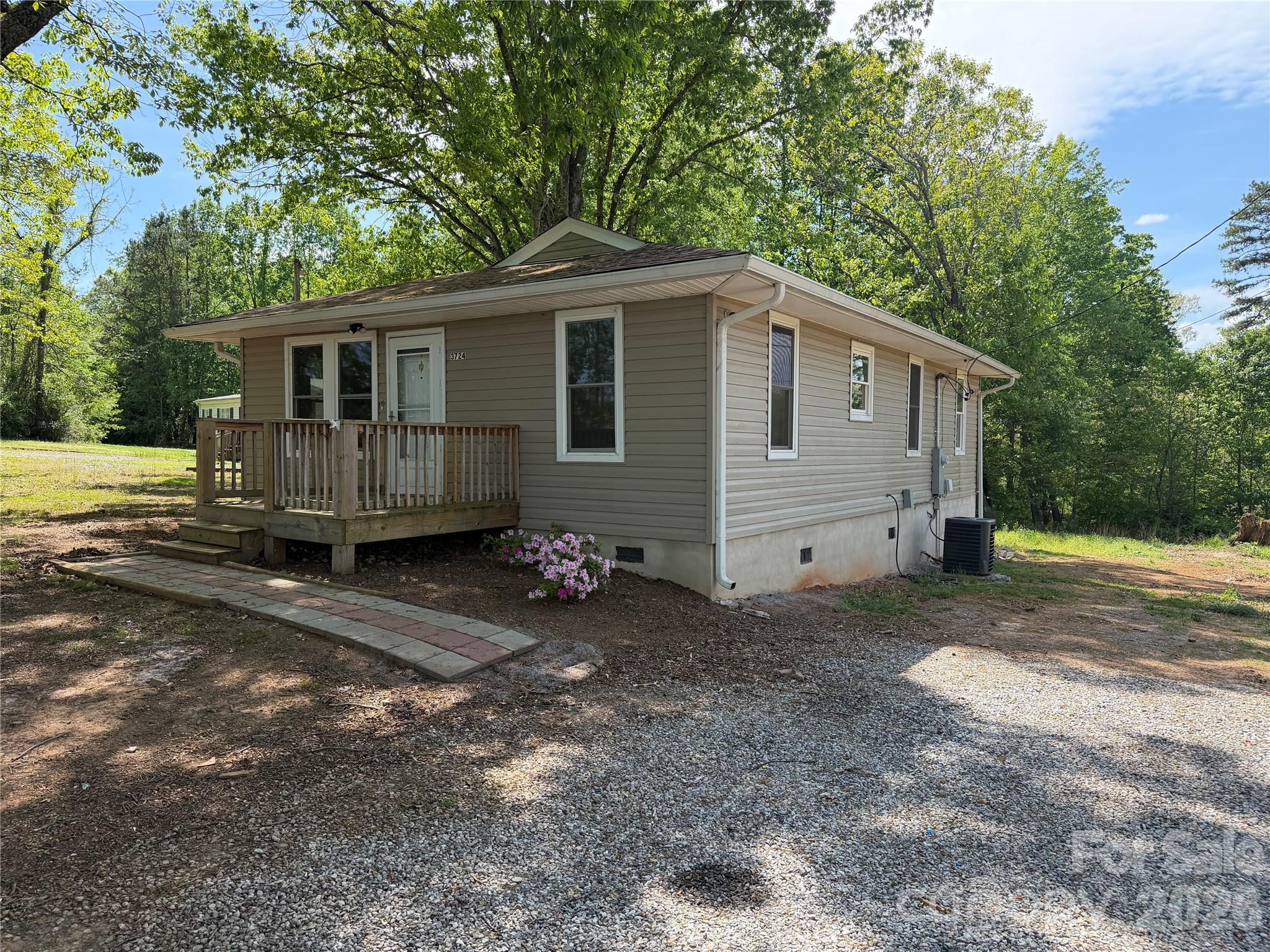 3724 Kathy Road Morganton, NC 28655 - Photo 1 of 22 Gallery Image 1