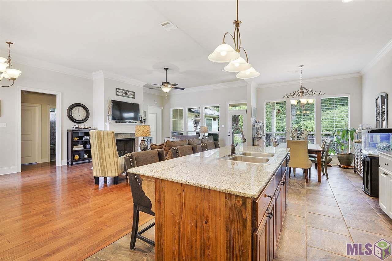 8069 Valencia Court Baton Rouge, LA 70820 - Photo 6 of 17