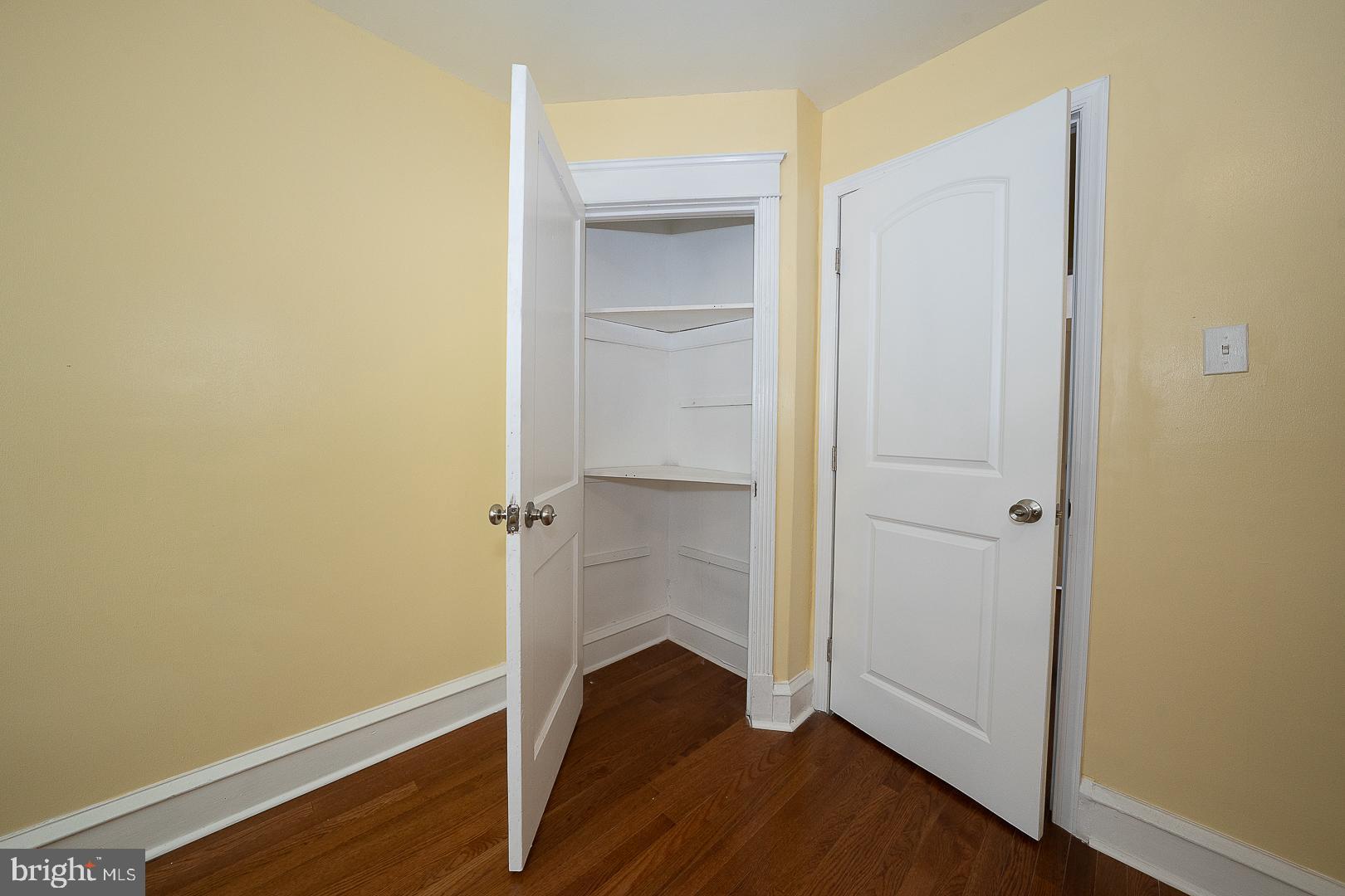 575 Timberlake Road Upper Darby, PA 19082 - Photo 18 of 42