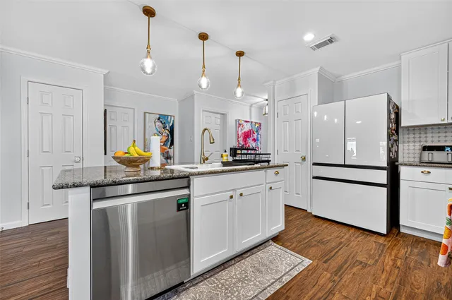 $399,000 | 17935 Branch Creek Drive, Cypress, TX 77433