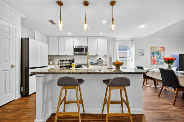 $399,000 | 17935 Branch Creek Drive, Cypress, TX 77433