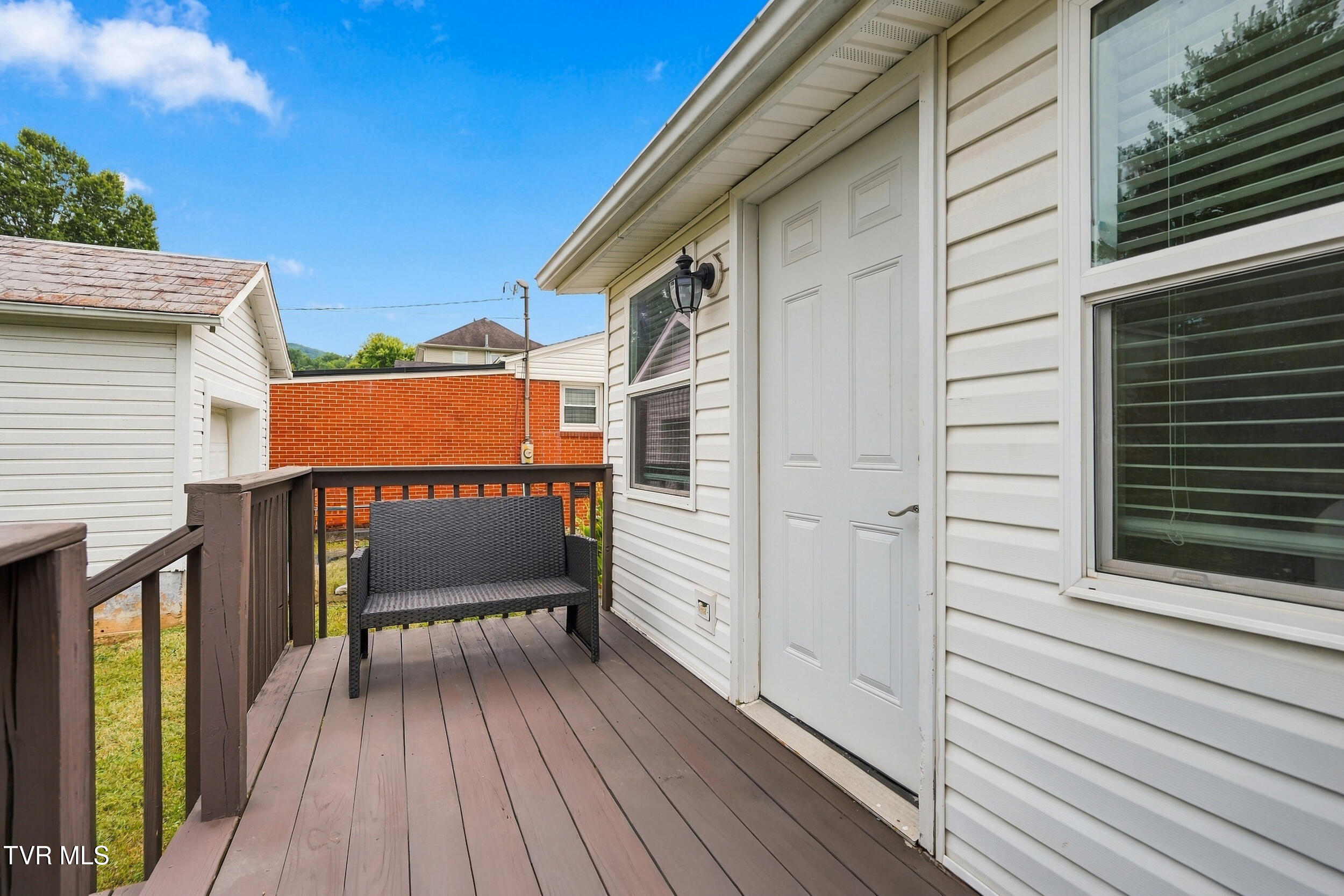 209 1st Street Erwin, TN 37650 - Photo 38 of 52 38_209 1st st-05