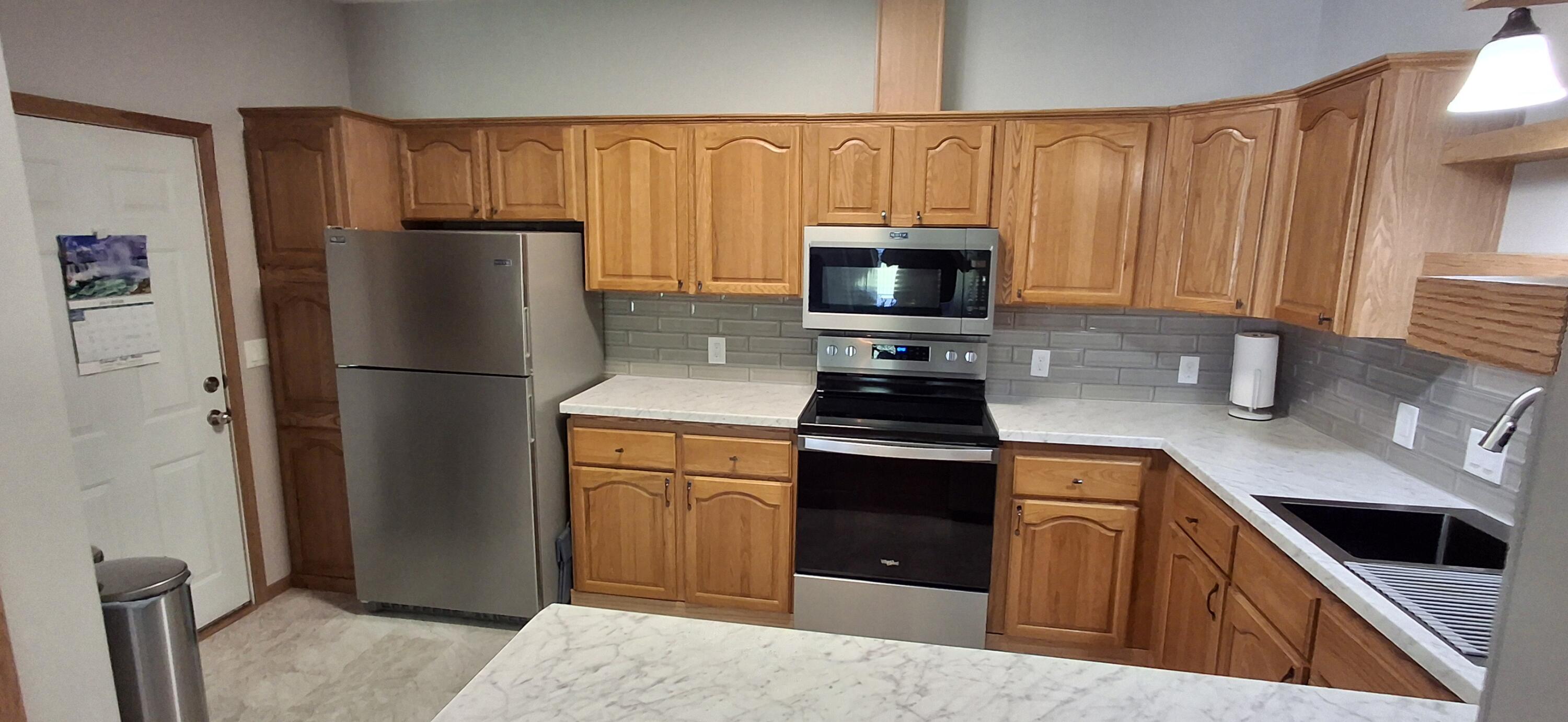 708 Riverview Court Jefferson, WI 53549 - Photo 12 of 23 20260707_103739