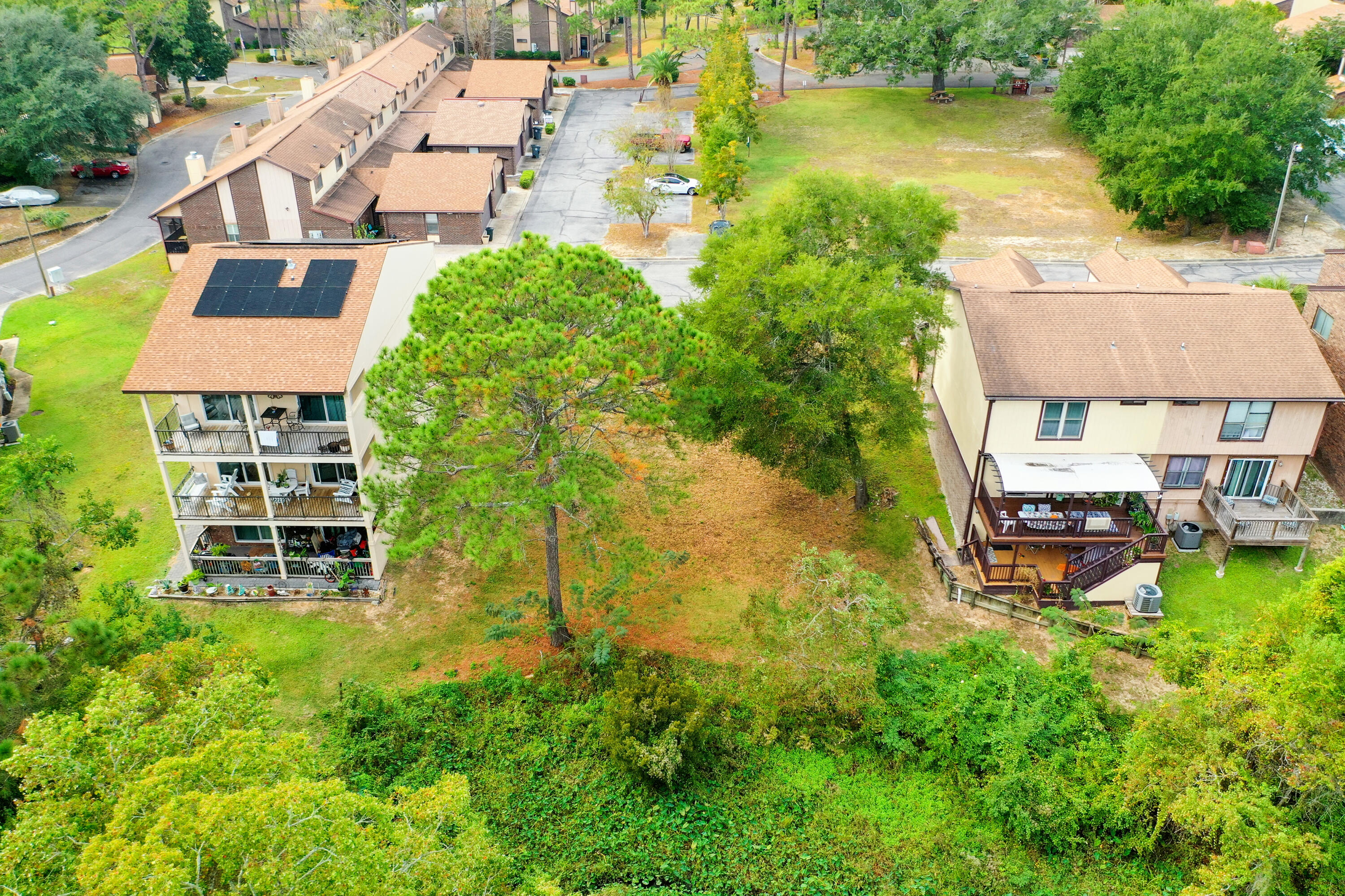 25 Hidden Cove Circle Valparaiso, FL 32580 - Photo 12 of 13 an aerial view of a house with swimming pool and outdoor space
