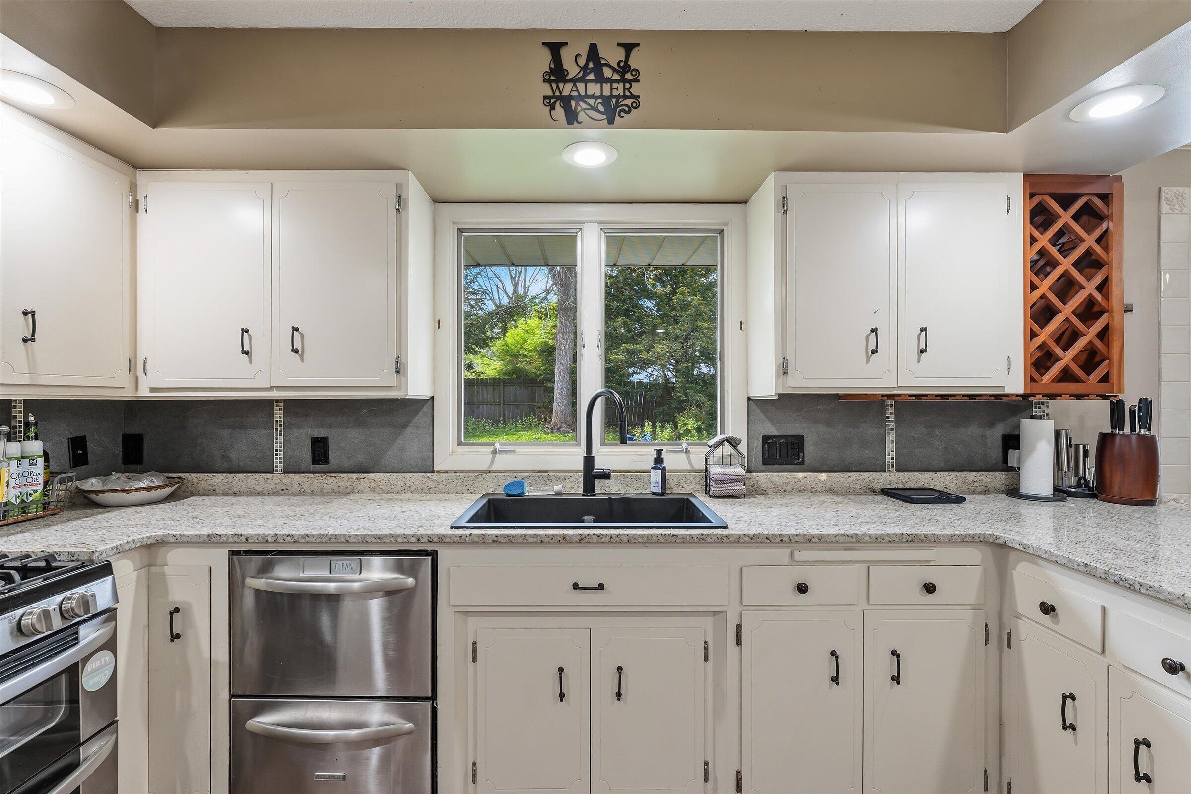 1114 Miami Road Niles, MI 49120 - Photo 12 of 39 11-DSC06268
