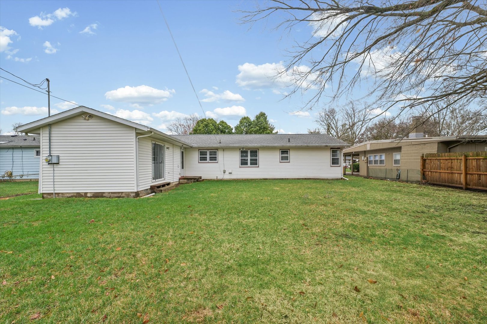1419 Cambridge Drive Champaign, IL 61821 - Photo 26 of 29