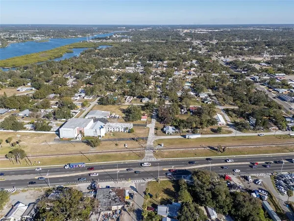 $275,000 | 10007 South 41st Highway, Gibsonton, FL 33534