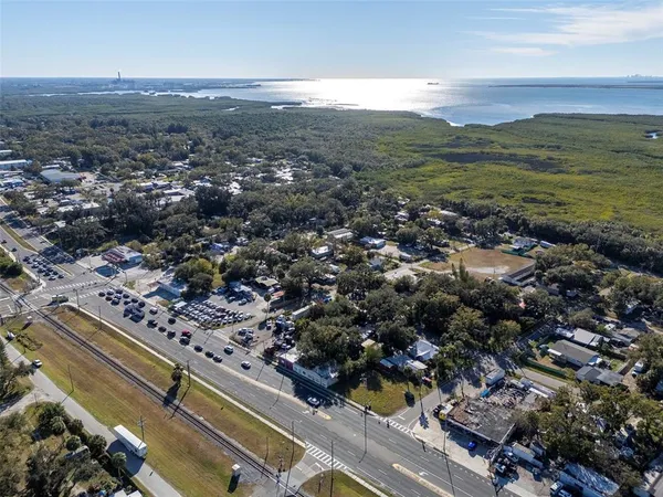 $275,000 | 10007 South 41st Highway, Gibsonton, FL 33534