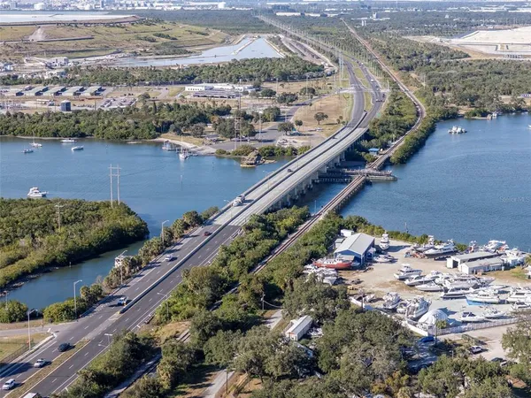 $275,000 | 10007 South 41st Highway, Gibsonton, FL 33534