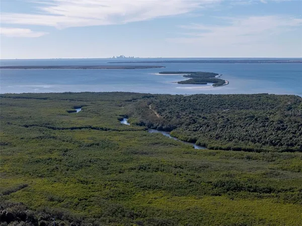 $275,000 | 10007 South 41st Highway, Gibsonton, FL 33534