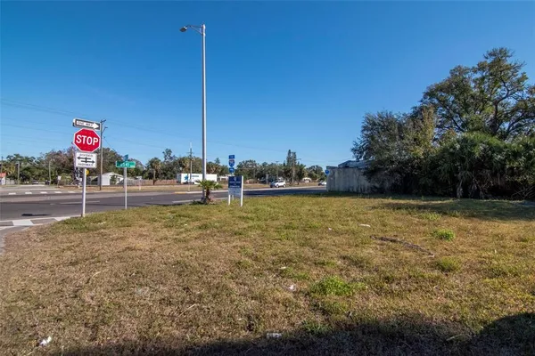 $275,000 | 10007 South 41st Highway, Gibsonton, FL 33534