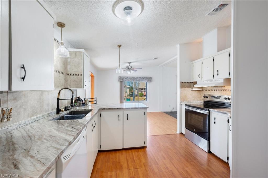 128 Mediterranean Way, Unit 128 Naples, FL 34104 - Photo 8 of 41 Gallery Image 8