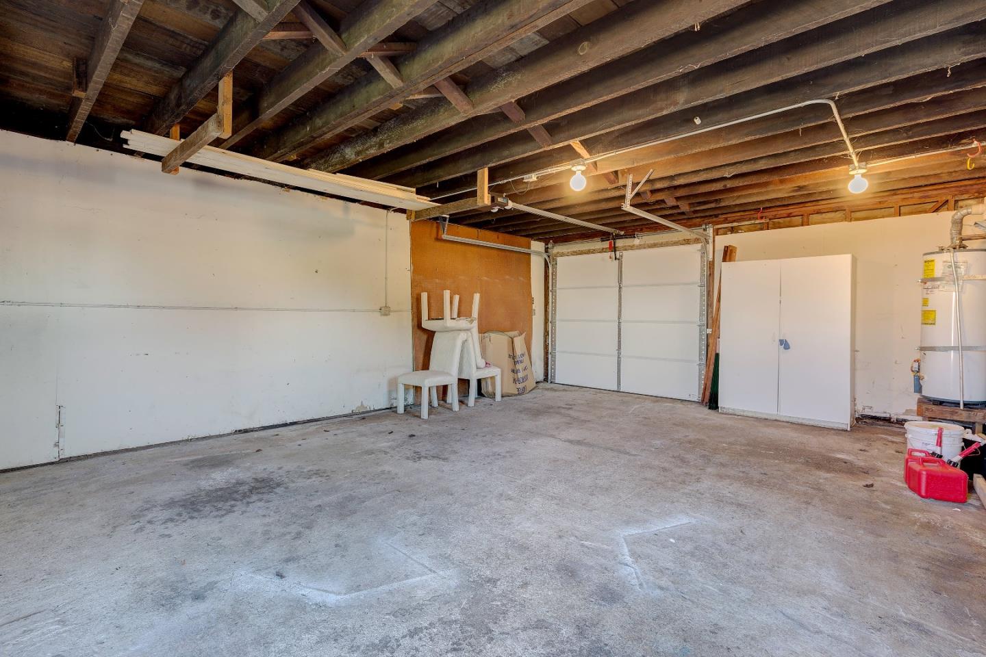 263 Clarendon Road Pacifica, CA 94044 - Photo 30 of 36 a view of empty room
