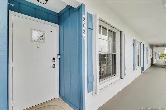 a view of elevator with hallway