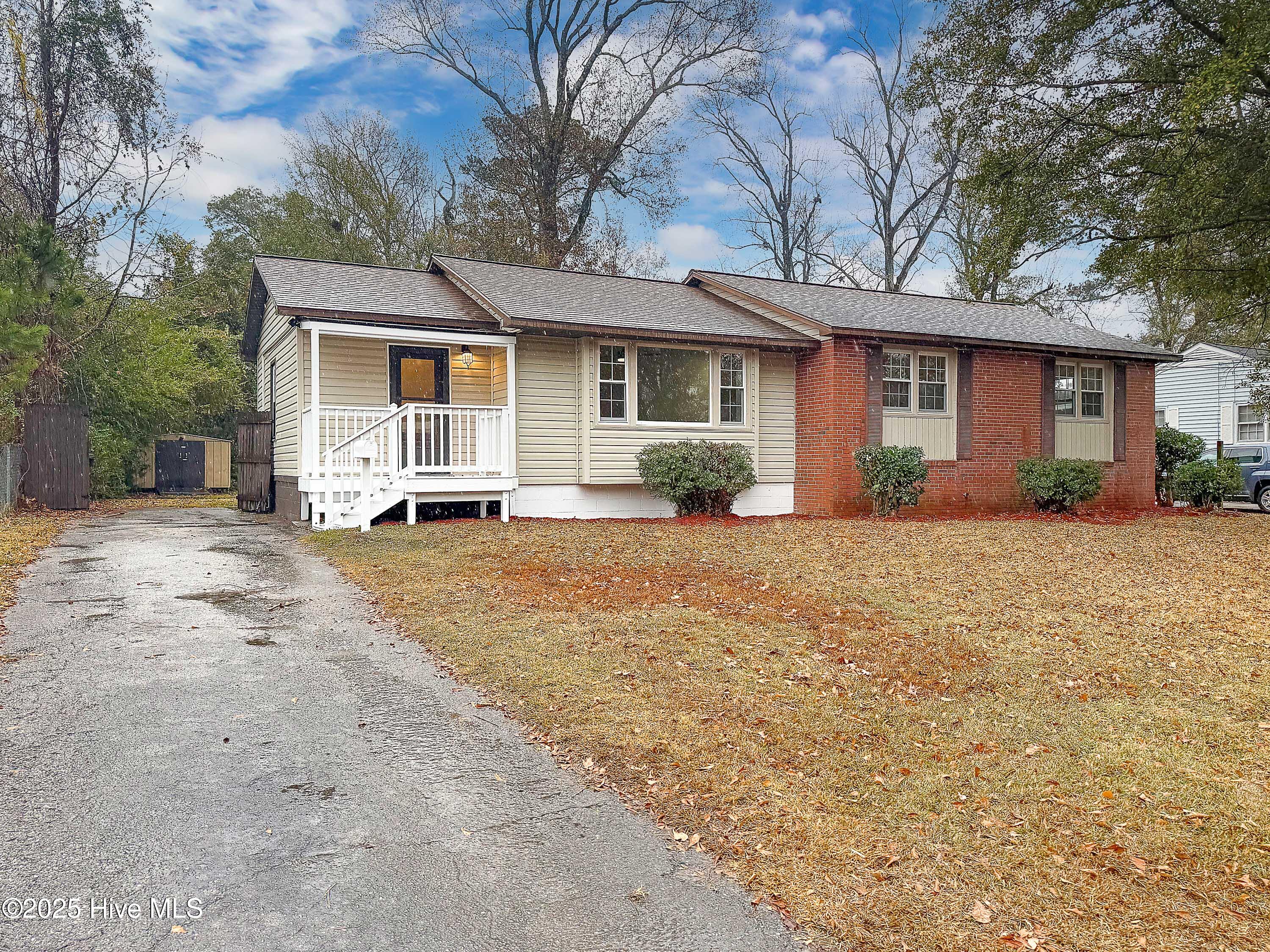 404 Decatur Road Jacksonville, NC 28540 - Photo 17 of 23 Front