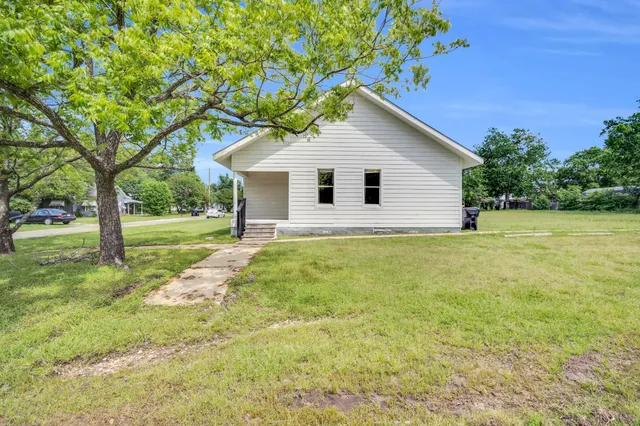 $162,000 | 601 South S 7th Avenue, Teague, TX 75860