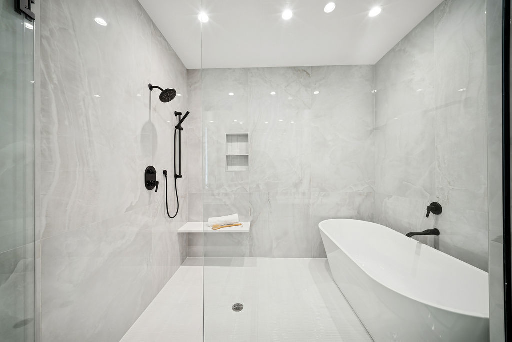 702 East 41st Street Chicago, IL 60653 - Photo 24 of 35