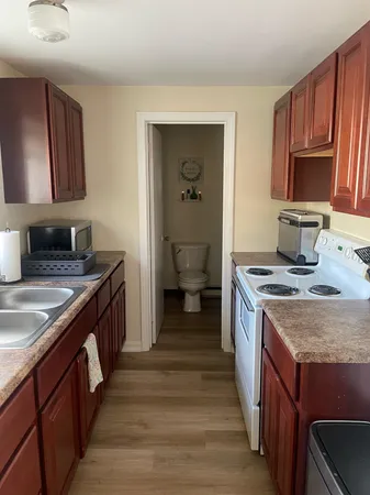 $1,995 | 168 Fleet Street, Unit C, Portsmouth, NH 03801