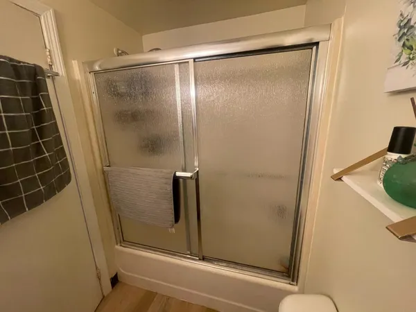 $1,995 | 168 Fleet Street, Unit C, Portsmouth, NH 03801
