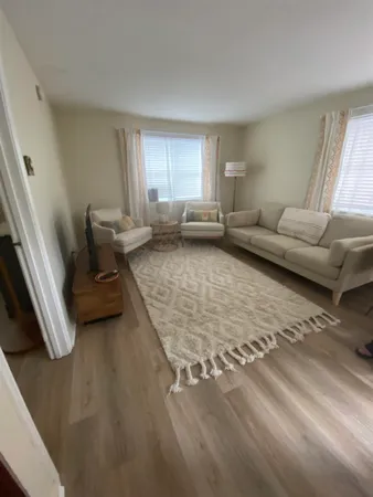 $1,995 | 168 Fleet Street, Unit C, Portsmouth, NH 03801