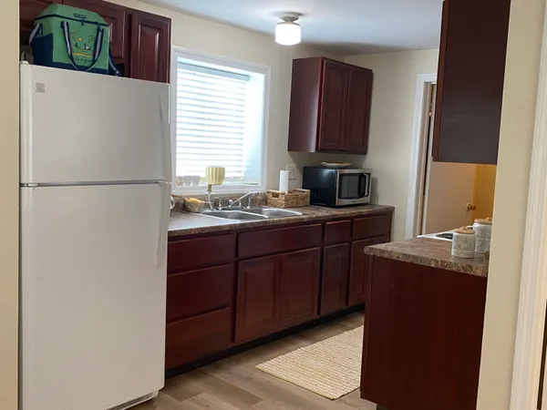 $1,995 | 168 Fleet Street, Unit C, Portsmouth, NH 03801