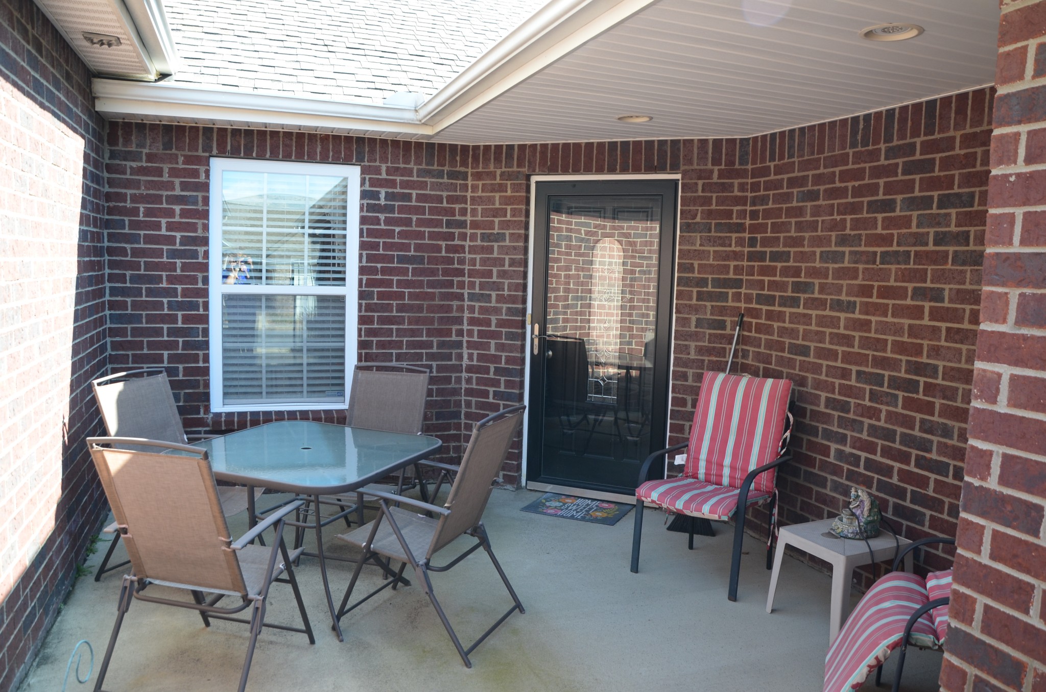 167 Speedwell Lane Lebanon, TN 37087 - Photo 3 of 21 a outdoor dining space with furniture