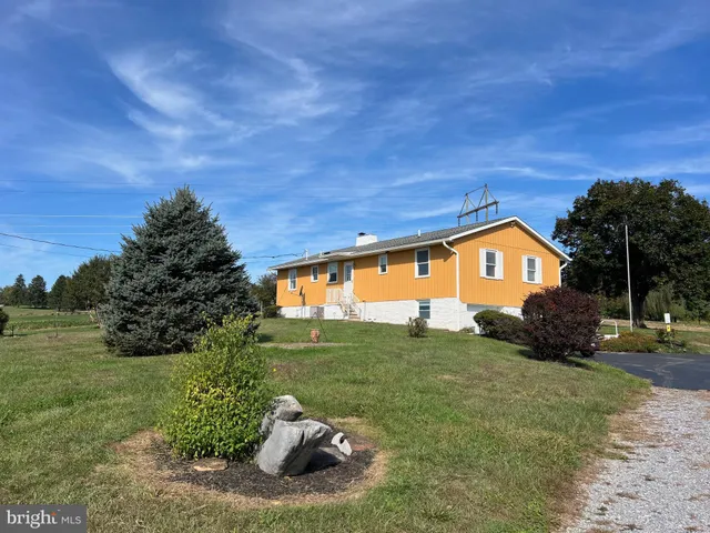 $1,975 | 15009 Falling Waters Road, Williamsport, MD 21795