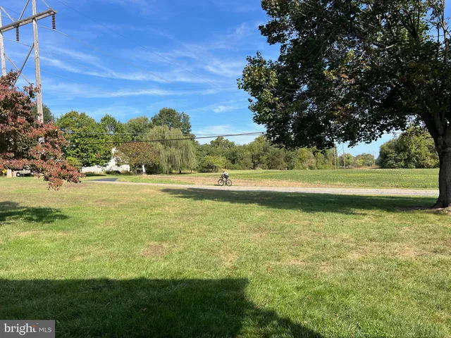 $1,975 | 15009 Falling Waters Road, Williamsport, MD 21795