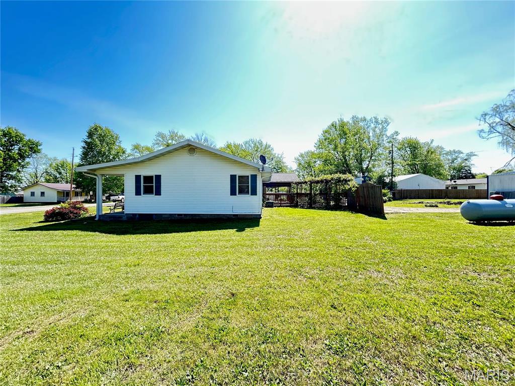 120 Beth Street Licking, MO 65542 - Photo 4 of 54