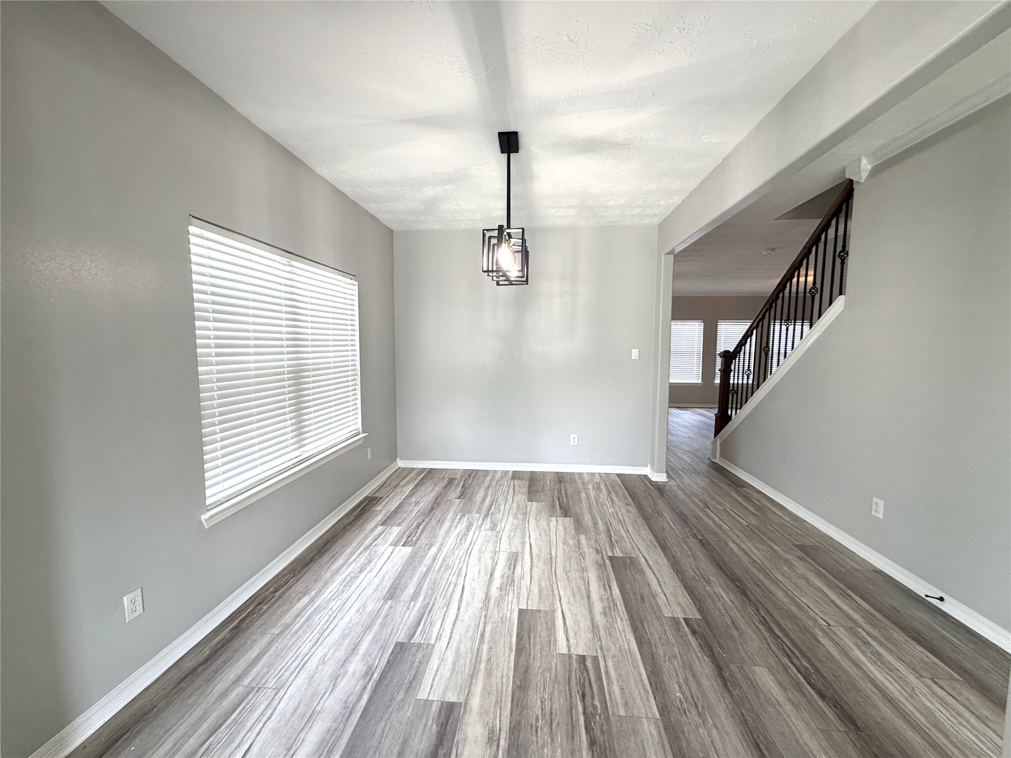 24122 Stargazer Point Spring, TX 77373 - Photo 3 of 16 Gallery Image 3