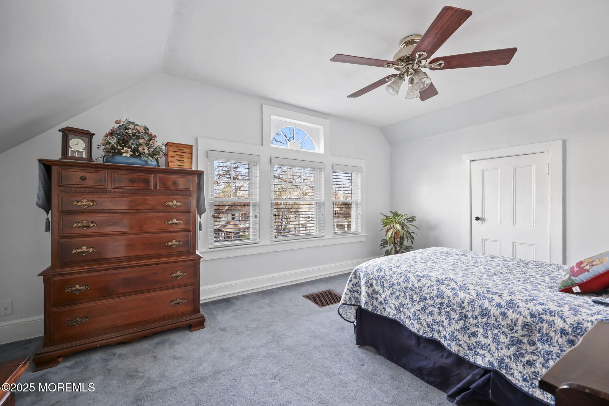 19 Berkeley Place Cranford, NJ 07016 - Photo 32 of 50 46-web-or-mls-LPM_6887