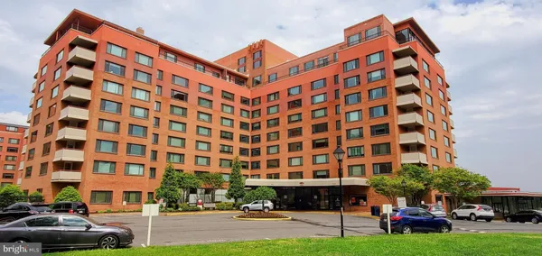 $1,600 | 1011 Arlington Boulevard, Unit 438, Arlington, VA 22209