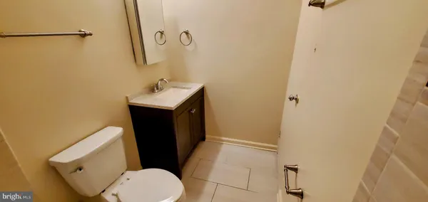$1,600 | 1011 Arlington Boulevard, Unit 438, Arlington, VA 22209