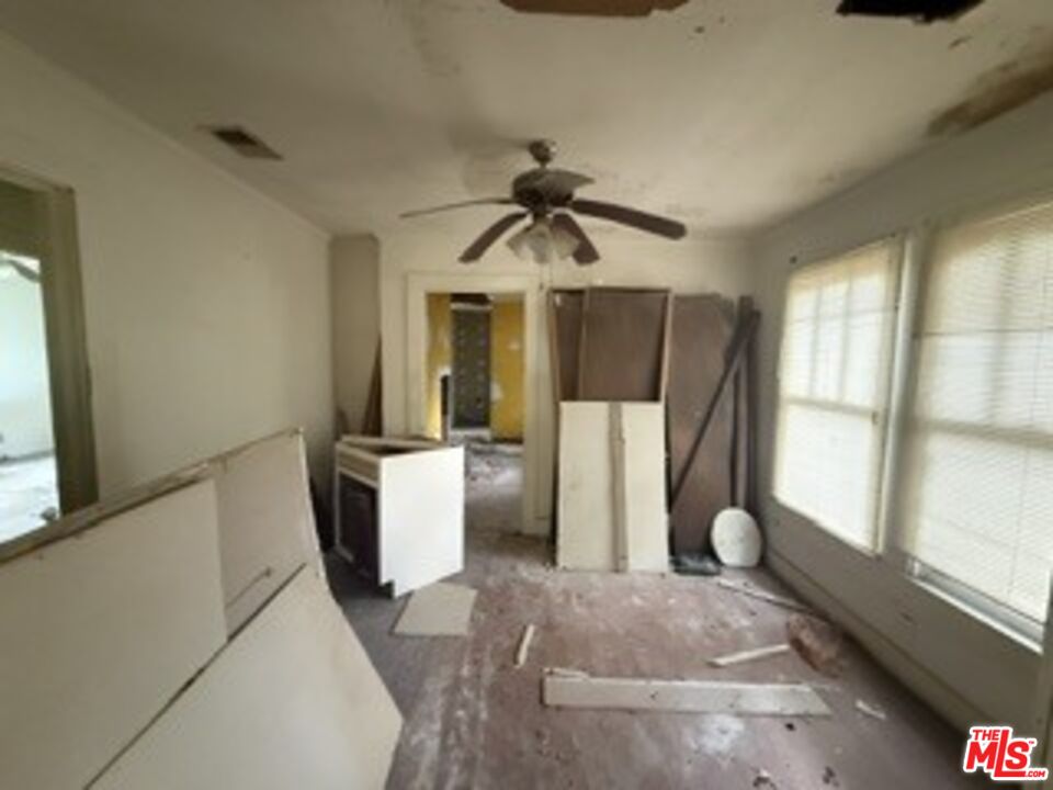 666 Ruth Street Mobile, AL 36606 - Photo 3 of 9