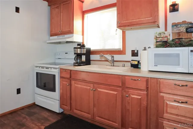 $325,000 | 631 Los Angeles Avenue, Sugarloaf, CA 92386