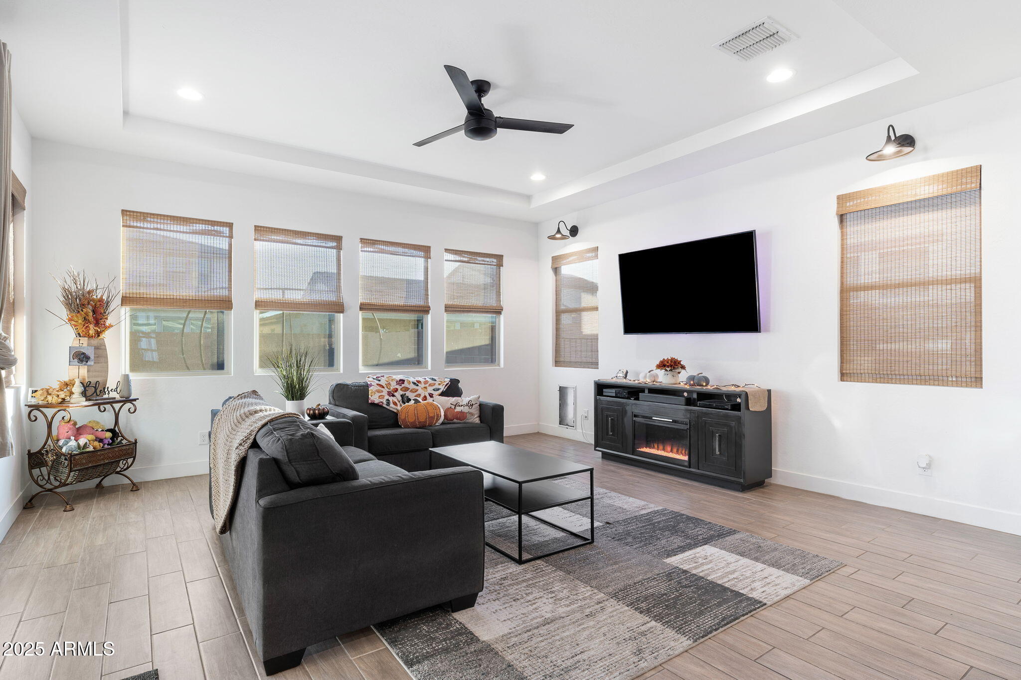 20979 East Mayberry Road Queen Creek, AZ 85142 - Photo 9 of 28 006__20979 E Mayberry Rd